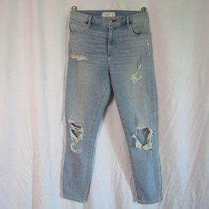 COPY - Abercrombie Super Skinny Ankle High Rise Light Wash Distressed Jeans Siz…